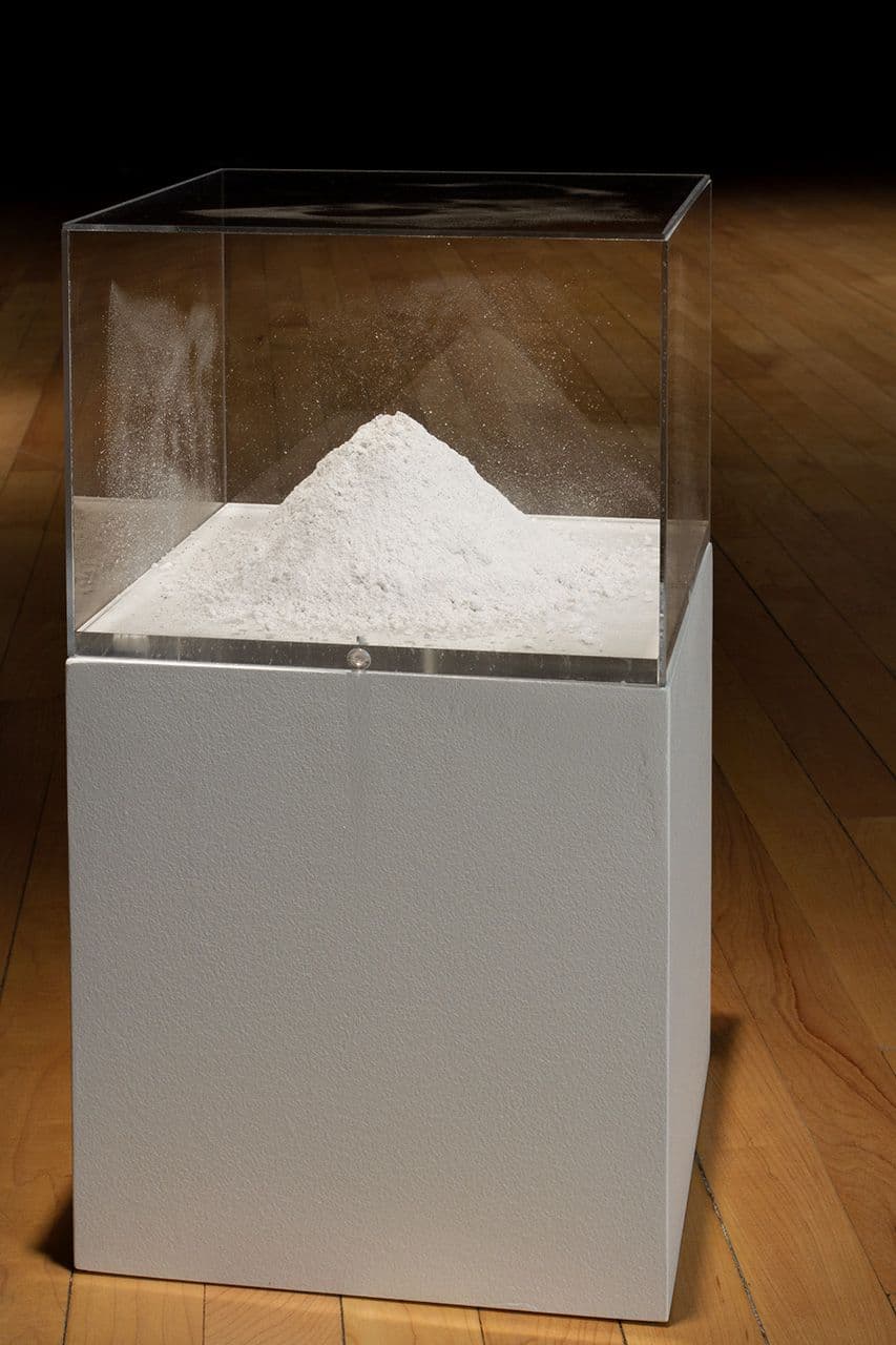 Image from the project "L'Atelier du sculpteur" by Chloe Desjardins